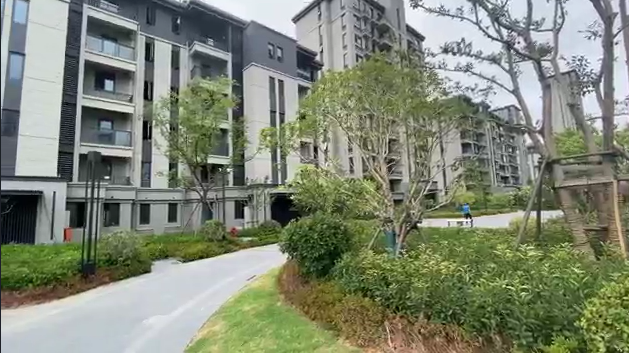 勻質(zhì)板屋面板 A級防火 硬度高 自強(qiáng)大量生產(chǎn)